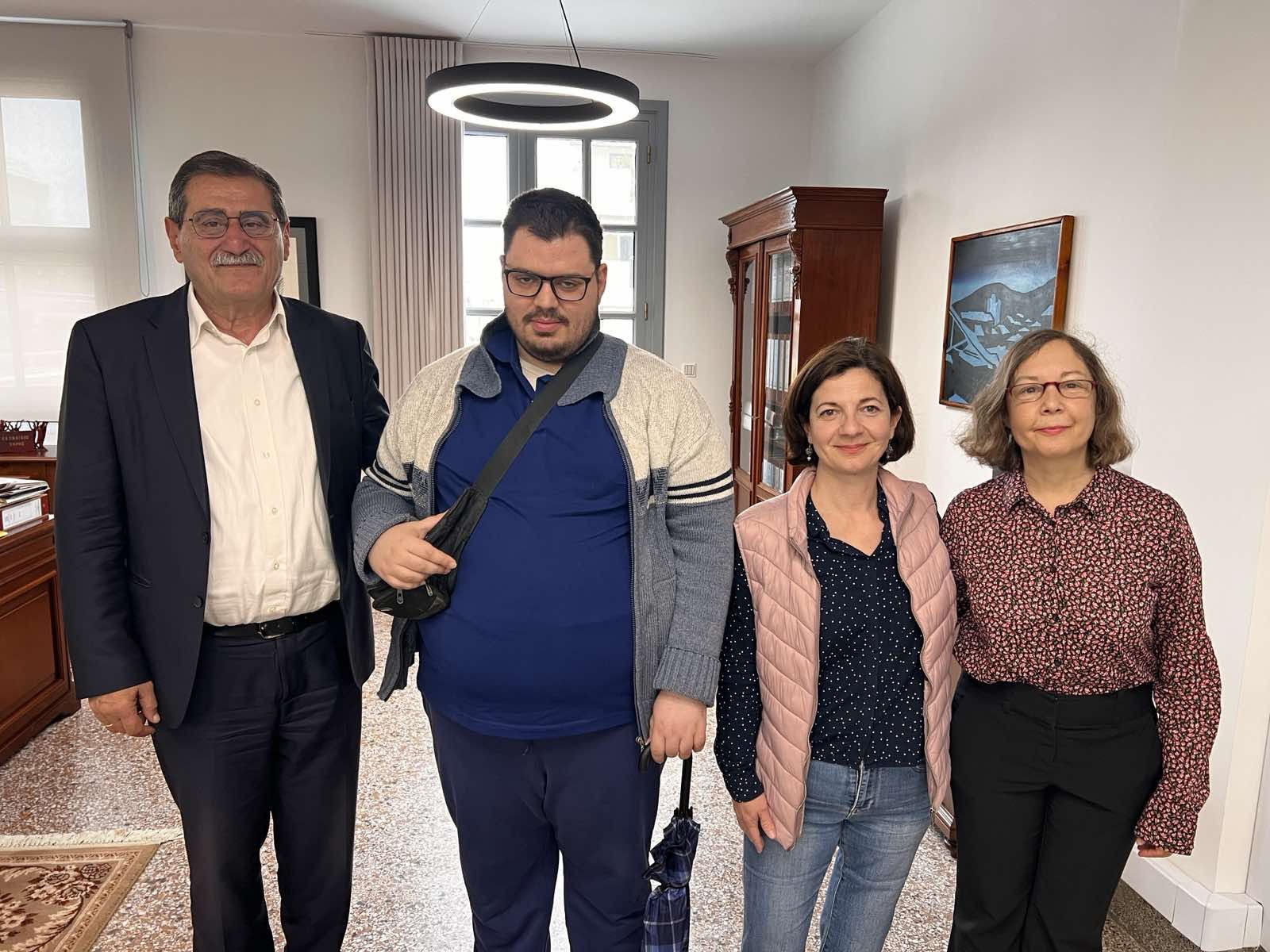 Πάτρα: Συνάντηση του δημάρχου με ΑμεΑ για περίθαλψη και ανεργία