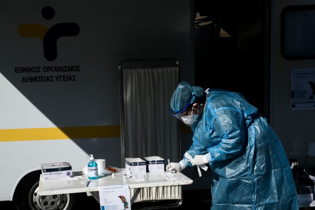 Αχαΐα: Εκτακτα μέτρα μετά τα κρούσματα φυματίωσης - Πάνω από 500 εμβόλια ετοιμάζει ο ΕΟΔΥ - Οι πληροφορίες του Patrapress.gr για τους ελέγχους 29 Αχαΐα: Εκτακτα μέτρα μετά τα κρούσματα φυματίωσης - Πάνω από 500 εμβόλια ετοιμάζει ο ΕΟΔΥ - Οι πληροφορίες του Patrapress.gr για τους ελέγχους
