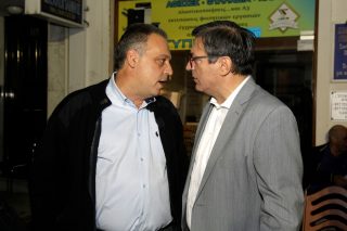 Πάτρα: Πρωτοφανής επίθεση του προέδρου της ΝΔ Αχαΐας Μ.Κατσιγιάννη στον «γαλάζιο» υπ. δήμαρχο Κ.Σβόλη - «Είναι ανεπαρκής...» ΗΧΗΤΙΚΑ 29 Πάτρα: Πρωτοφανής επίθεση του προέδρου της ΝΔ Αχαΐας Μ.Κατσιγιάννη στον «γαλάζιο» υπ. δήμαρχο Κ.Σβόλη - «Είναι ανεπαρκής...» ΗΧΗΤΙΚΑ