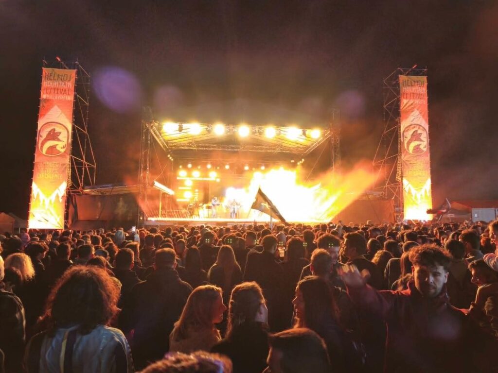 Καλάβρυτα: Φαντασμαγορική αρχή για το «Helmos Mountain Festival» στο Χιονοδρομικό Κέντρο ΒΙΝΤΕΟ-ΦΩΤΟ 30 Καλάβρυτα: Φαντασμαγορική αρχή για το «Helmos Mountain Festival» στο Χιονοδρομικό Κέντρο ΒΙΝΤΕΟ-ΦΩΤΟ