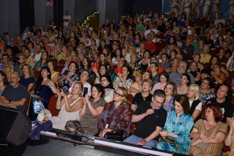 Βραδιά, αφιερωμένη στον συνθέτη Γιάννη Σπανό, στο«Royal» ΦΩΤΟ 33 Βραδιά, αφιερωμένη στον συνθέτη Γιάννη Σπανό, στο«Royal» ΦΩΤΟ