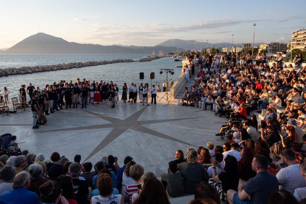 Ο Σύλλογος Κρητών Πάτρας στα 30 χρόνια λειτουργίας του Χορευτικού του ΦΩΤΟο 33 Ο Σύλλογος Κρητών Πάτρας στα 30 χρόνια λειτουργίας του Χορευτικού του ΦΩΤΟο