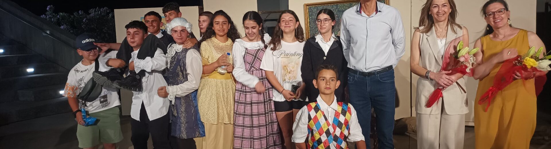 Η παράσταση «Υπηρέτης Δύο Αφεντάδων» από το Γυμνάσιο Σαραβαλίου ΦΩΤΟ