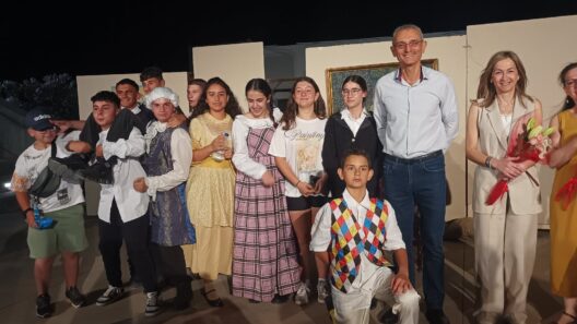 Η παράσταση «Υπηρέτης Δύο Αφεντάδων» από το Γυμνάσιο Σαραβαλίου ΦΩΤΟ 41 Η παράσταση «Υπηρέτης Δύο Αφεντάδων» από το Γυμνάσιο Σαραβαλίου ΦΩΤΟ