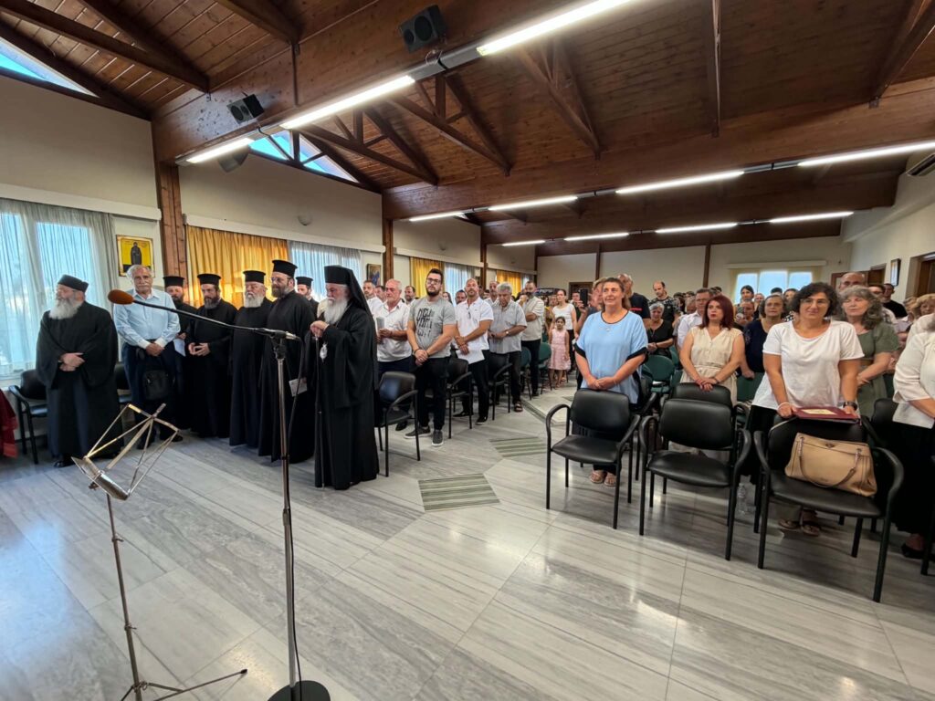Εορτή λήξης μαθημάτων της Σχολής Βυζαντινής Μουσικής της Μητροπόλεως Καλαβρύτων και Αιγιαλείας ΦΩΤΟ 37 Εορτή λήξης μαθημάτων της Σχολής Βυζαντινής Μουσικής της Μητροπόλεως Καλαβρύτων και Αιγιαλείας ΦΩΤΟ