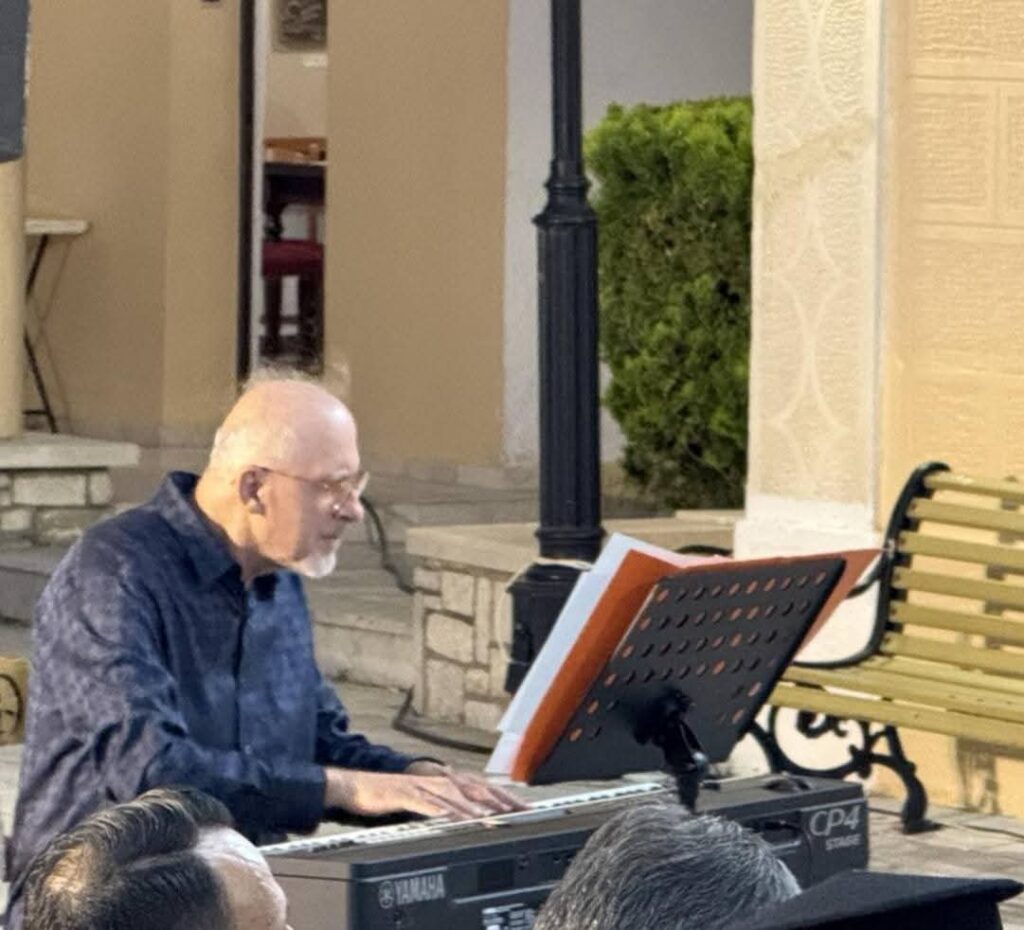 Η Χορωδία Αιγίου «Μελοφωνία» στην Επίδαυρο ΦΩΤΟ 30 Η Χορωδία Αιγίου «Μελοφωνία» στην Επίδαυρο ΦΩΤΟ