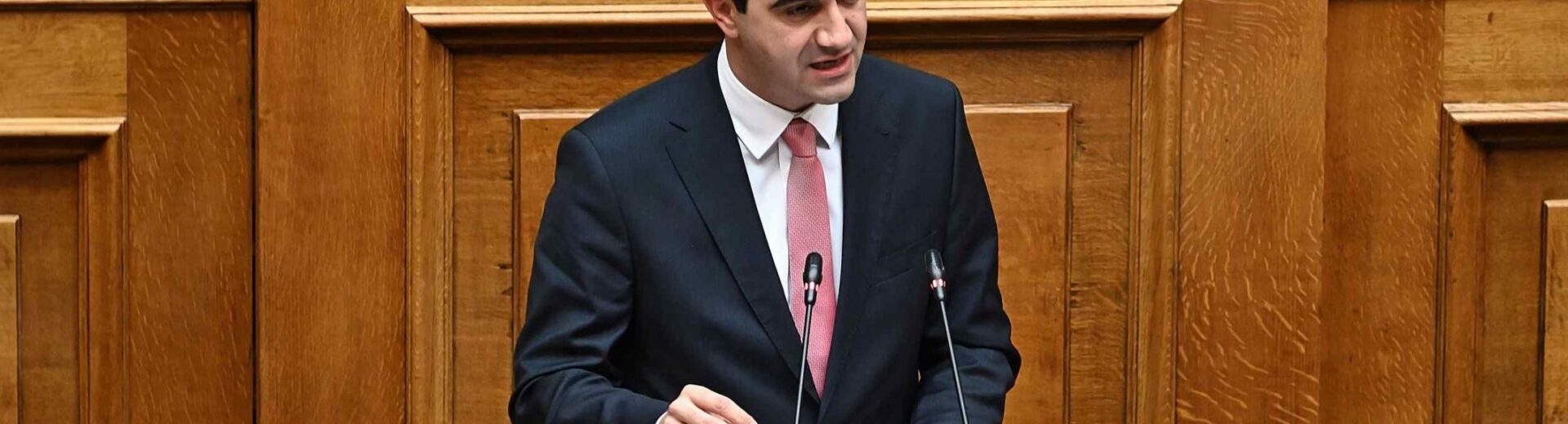«Η ΝΔ θέλει την εξάρτησή της από το επιτελικό παρακράτος»