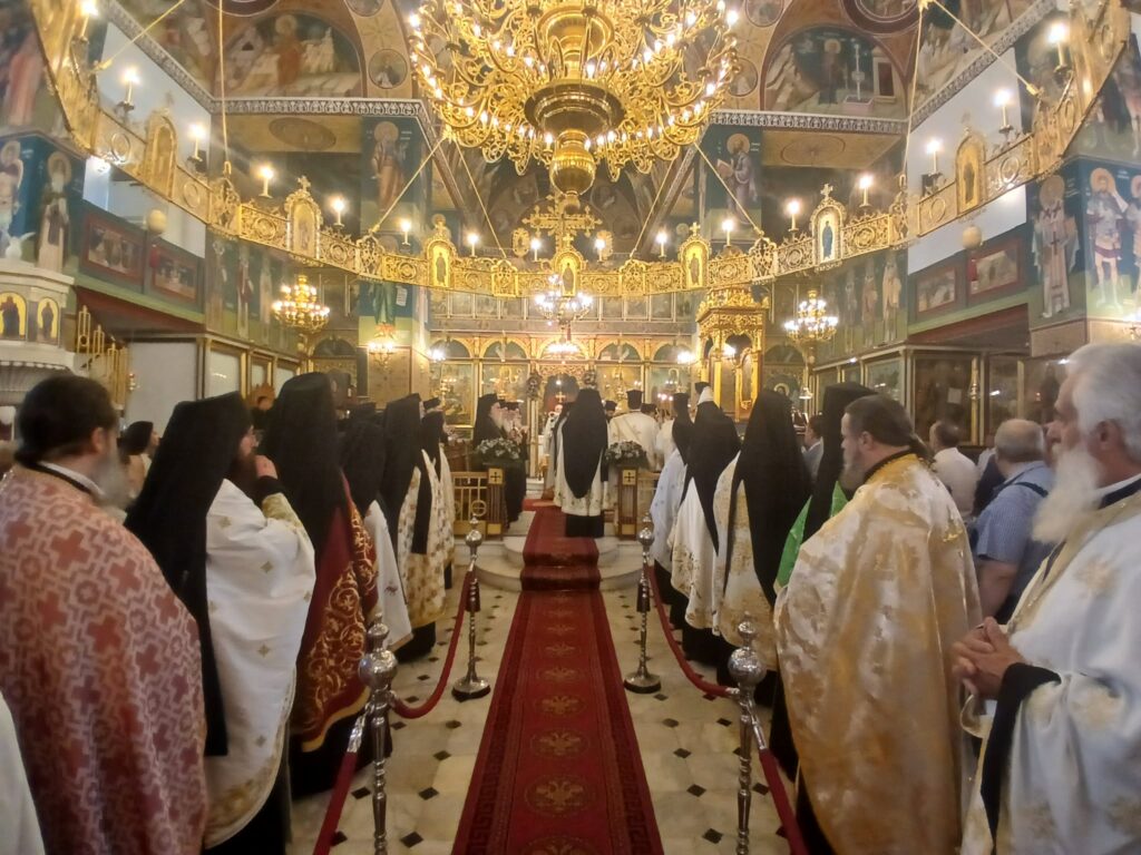 Η Ιερά Μητρόπολη Καλαβρύτων και Αιγιαλείας για τα ονομαστήρια του Ποιμενάρχη Ιερωνύμου ΦΩΤΟ 34 Η Ιερά Μητρόπολη Καλαβρύτων και Αιγιαλείας για τα ονομαστήρια του Ποιμενάρχη Ιερωνύμου ΦΩΤΟ