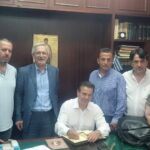Πάτρα: Κριτική στον Εμπορικό για Πιερρακάκη -  «Διαγωνισμός του καλύτερου χαμόγελου στην υποδοχή του υπουργού»