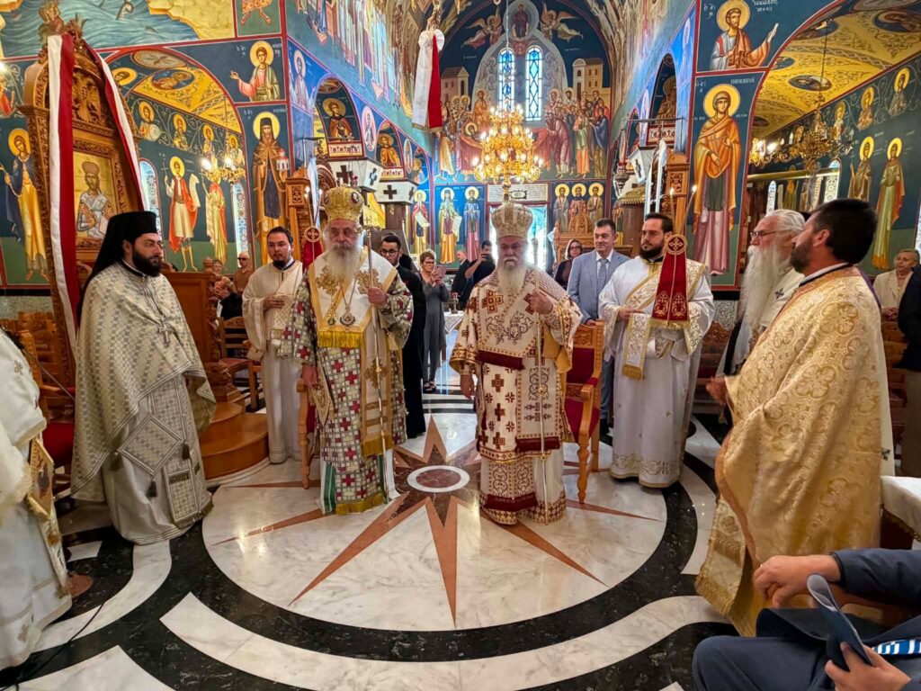 Αρχιερατικό συλλείτουργο στον Αγιο Παύλο τον εξ Αροανίας ΦΩΤΟ 35 Αρχιερατικό συλλείτουργο στον Αγιο Παύλο τον εξ Αροανίας ΦΩΤΟ