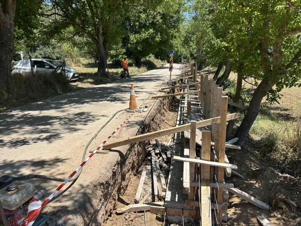 Καλάβρυτα: Αυτοψία Φαρμάκη σε οδικά έργα και αντιπλημμυρικά ΦΩΤΟ 30 Καλάβρυτα: Αυτοψία Φαρμάκη σε οδικά έργα και αντιπλημμυρικά ΦΩΤΟ
