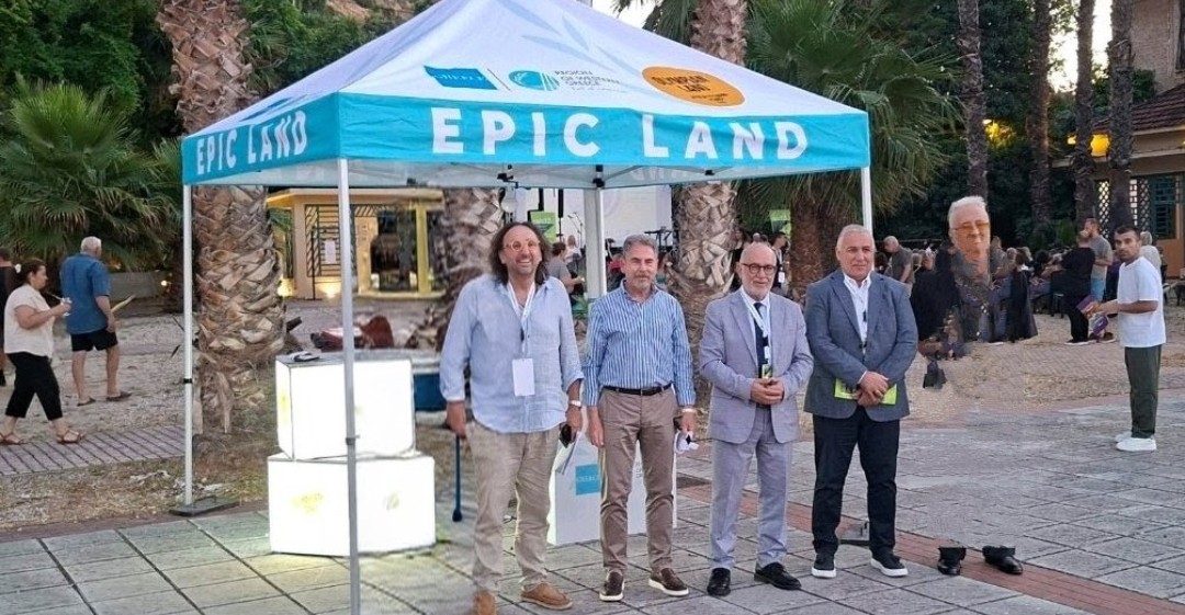 Παρούσα η Περιφέρεια στο 5ο Διεθνές Φεστιβάλ Ταινιών Μικρού Μήκους Αιγίου ΦΩΤΟ 4 Παρούσα η Περιφέρεια στο 5ο Διεθνές Φεστιβάλ Ταινιών Μικρού Μήκους Αιγίου ΦΩΤΟ