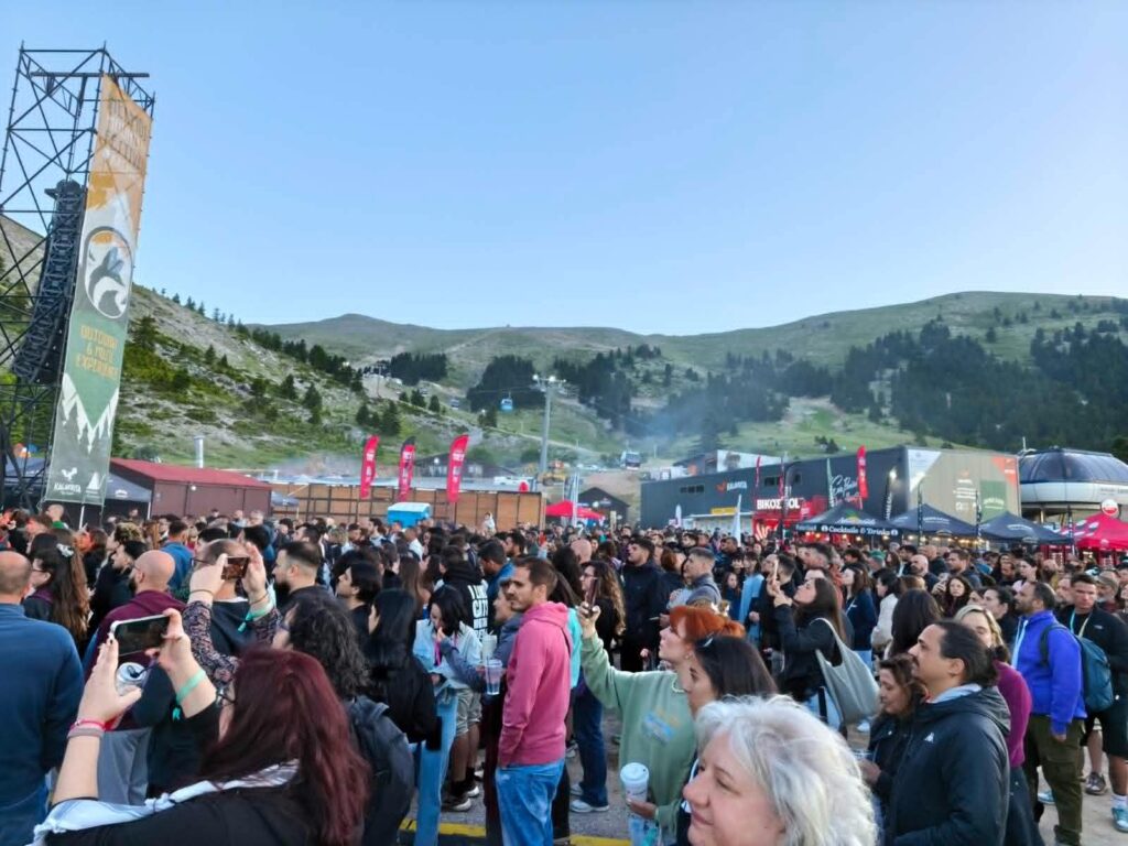 Καλάβρυτα: Φαντασμαγορική αρχή για το «Helmos Mountain Festival» στο Χιονοδρομικό Κέντρο ΒΙΝΤΕΟ-ΦΩΤΟ 31 Καλάβρυτα: Φαντασμαγορική αρχή για το «Helmos Mountain Festival» στο Χιονοδρομικό Κέντρο ΒΙΝΤΕΟ-ΦΩΤΟ