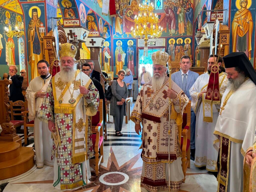 Αρχιερατικό συλλείτουργο στον Αγιο Παύλο τον εξ Αροανίας ΦΩΤΟ 34 Αρχιερατικό συλλείτουργο στον Αγιο Παύλο τον εξ Αροανίας ΦΩΤΟ