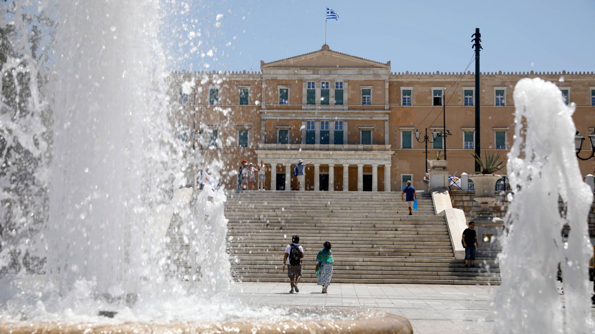 Ελλάδα: Πέντε φορές περισσότεροι και επτά μεγαλύτεροι οι Καύσωνες