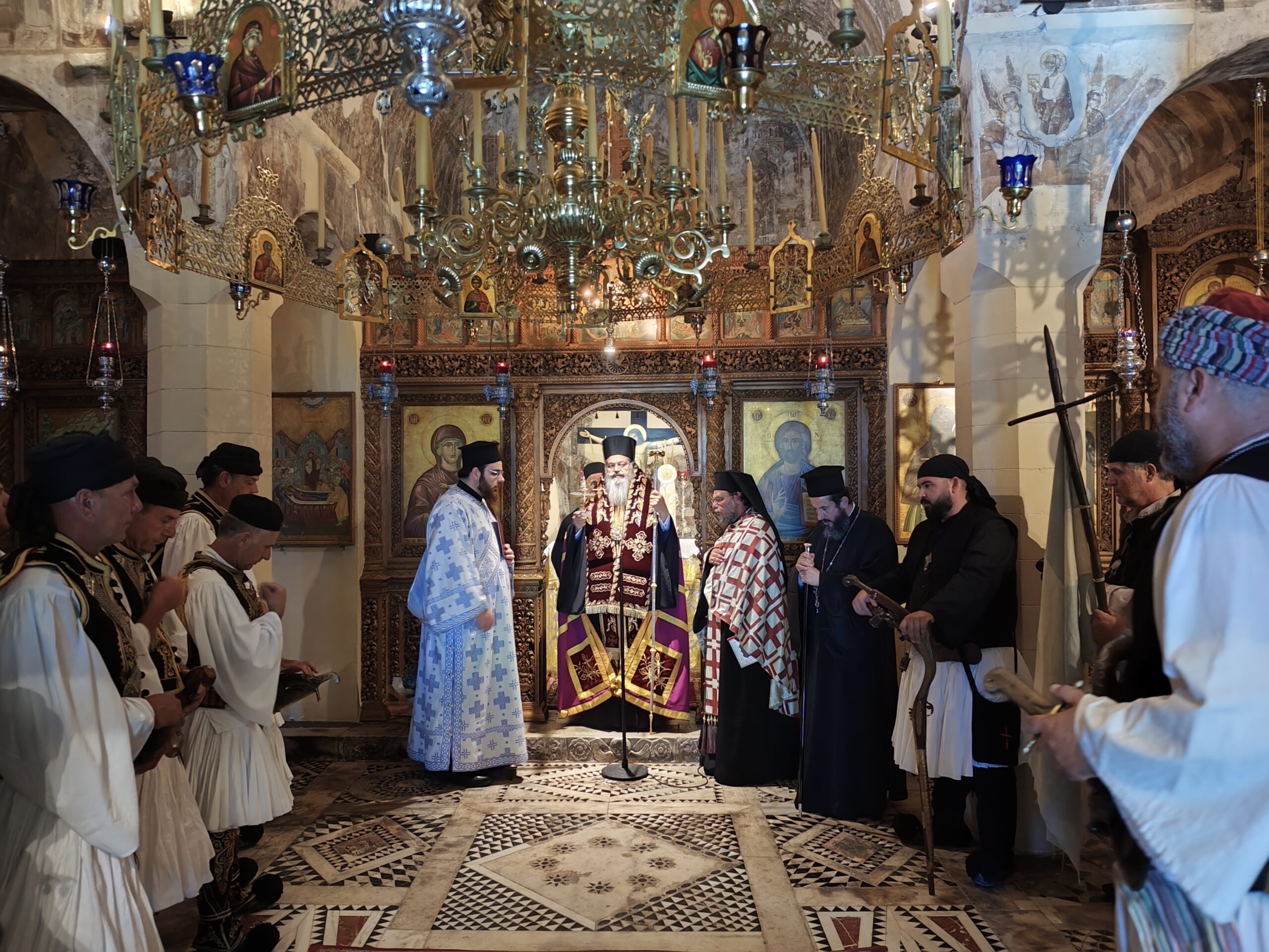 Με λαμπρότητα εορτάσθηκε η 199η επέτειος της Μάχης του Μεγάλου Σπηλαίου 41 Με λαμπρότητα εορτάσθηκε η 199η επέτειος της Μάχης του Μεγάλου Σπηλαίου
