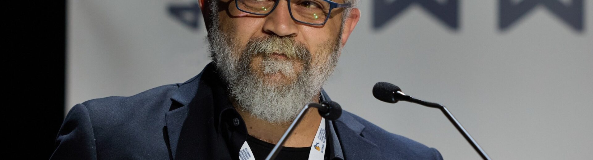 «Η πολυτέλεια και η κοινωνική απαίτηση»