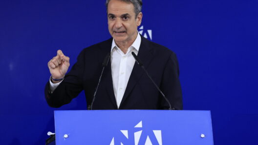 LIVE: Αιχμές Μητσοτάκη κατά Σαμαρά - Από την ασφάλεια του καναπέ, αμφισβητούν τον πατριωτισμό της ευθύνης 36 LIVE: Αιχμές Μητσοτάκη κατά Σαμαρά - Από την ασφάλεια του καναπέ, αμφισβητούν τον πατριωτισμό της ευθύνης