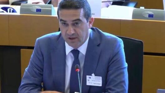 «Ο Πρωτογενής τομέας και η περιφέρεια να μείνουν στο επίκεντρο της Ευρωπαϊκής στήριξης» 36 «Ο Πρωτογενής τομέας και η περιφέρεια να μείνουν στο επίκεντρο της Ευρωπαϊκής στήριξης»