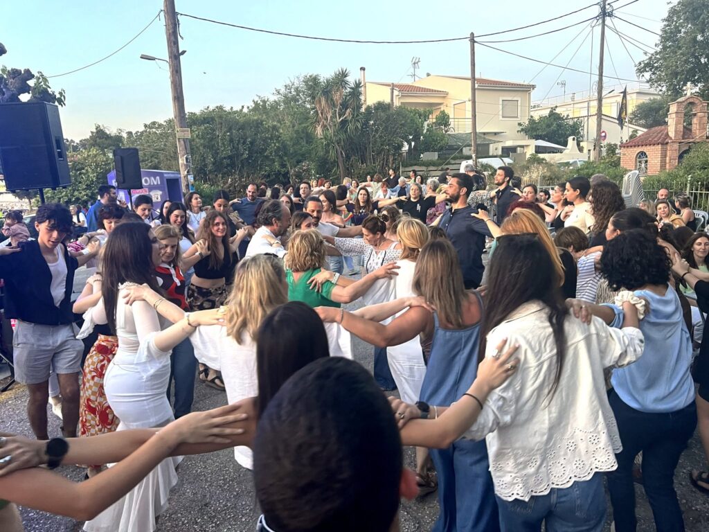 Ικαριώτικο γλέντι από τον Πολιτιστικό Σύλλογο Αραχωβιτίκων ΦΩΤΟ 33 Ικαριώτικο γλέντι από τον Πολιτιστικό Σύλλογο Αραχωβιτίκων ΦΩΤΟ