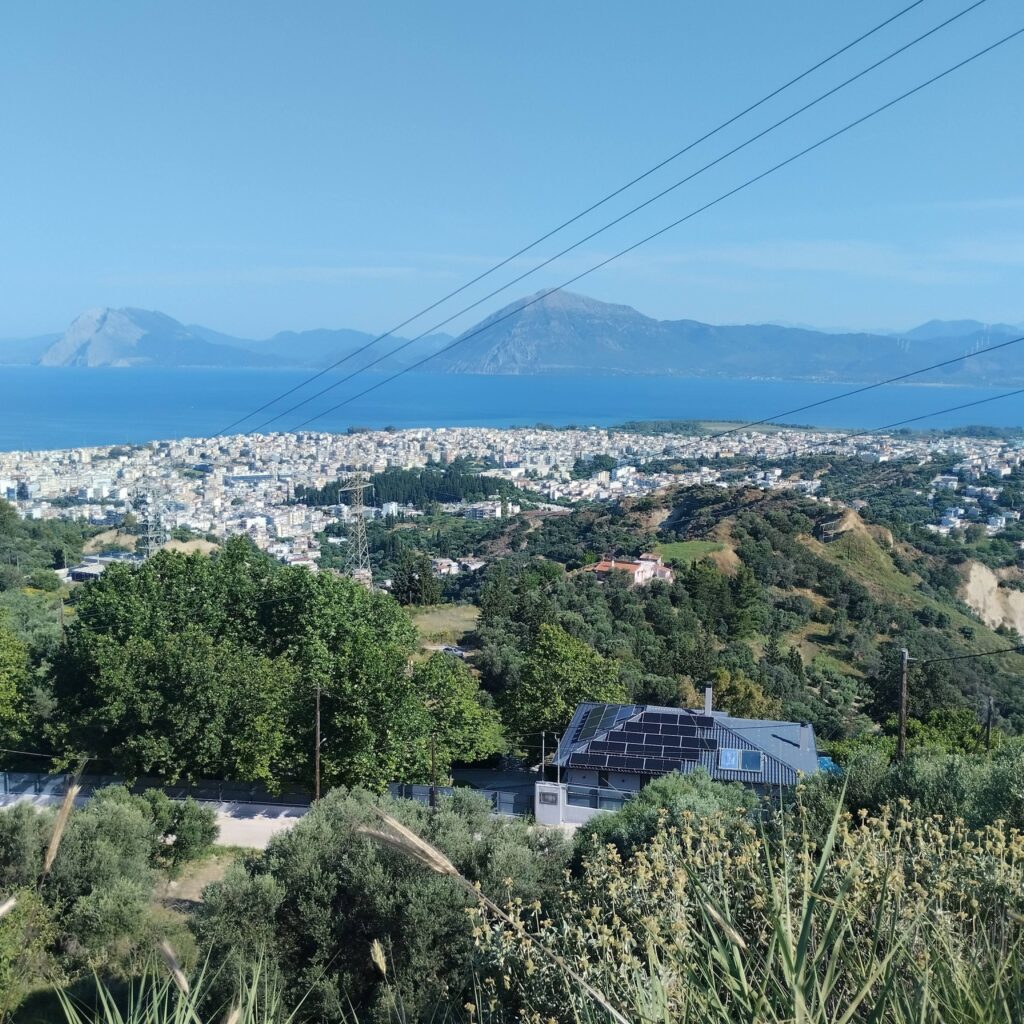 Οι Πεζοπόροι της Πάτρας περπάτησαν σε πράσινα τοπία ΦΩΤΟ