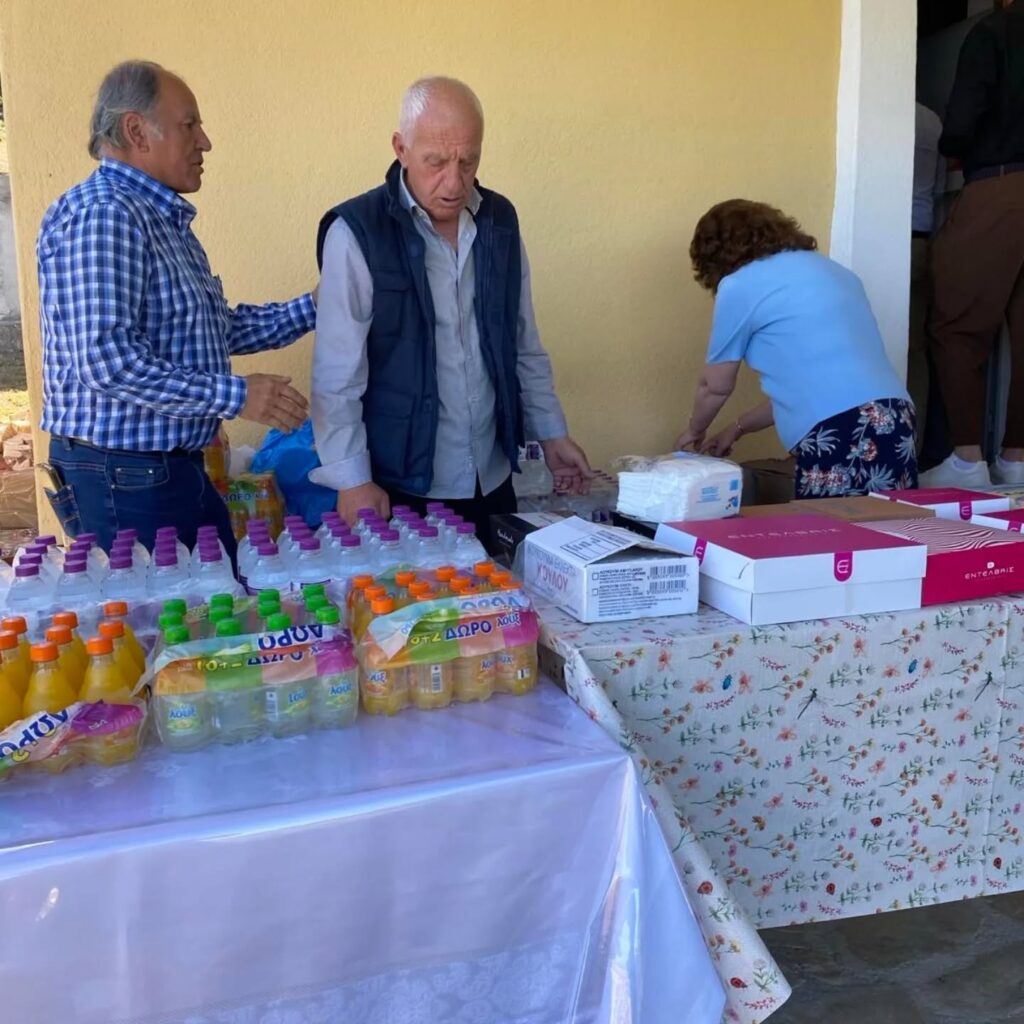 Στην Αγία Τριάδα ο Σύλλογος των Απανταχού Καλουσιωτών ΦΩΤΟ ' 30 Στην Αγία Τριάδα ο Σύλλογος των Απανταχού Καλουσιωτών ΦΩΤΟ '