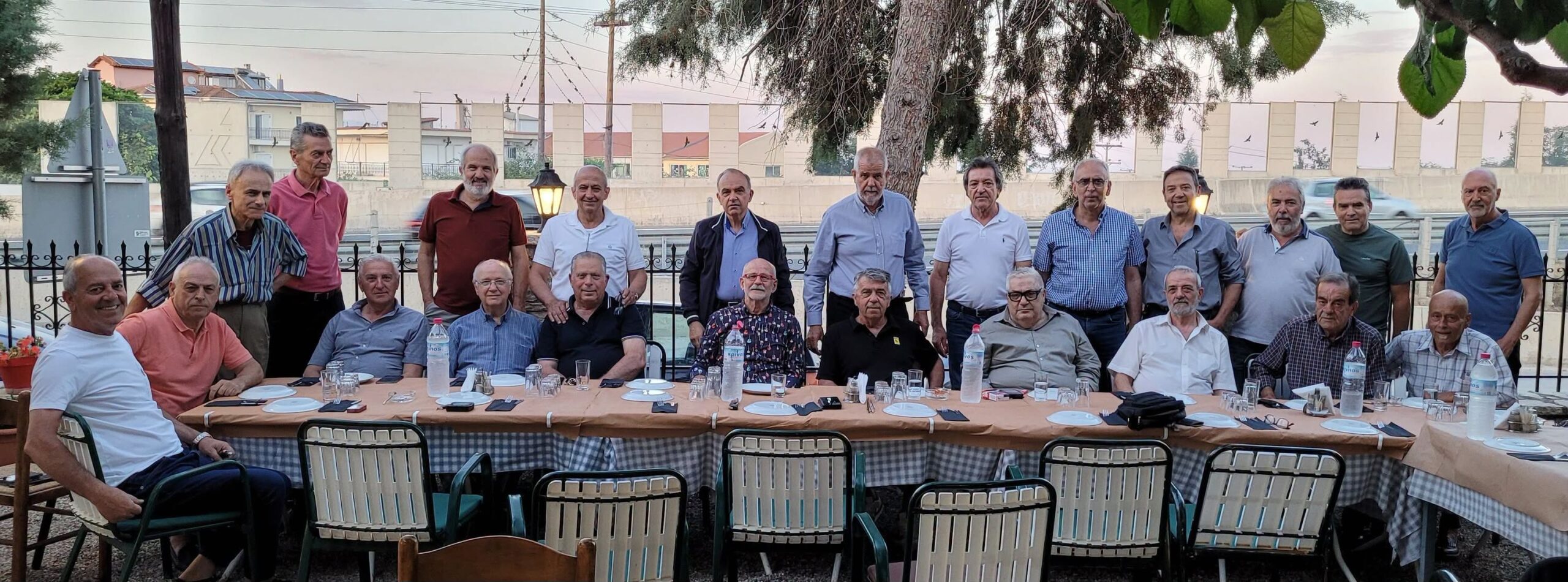 50 χρόνια μετά, συνάντηση της ΣΤ2 του Γυμνασίου Αρρένων Αιγίου ΦΩΤΟ