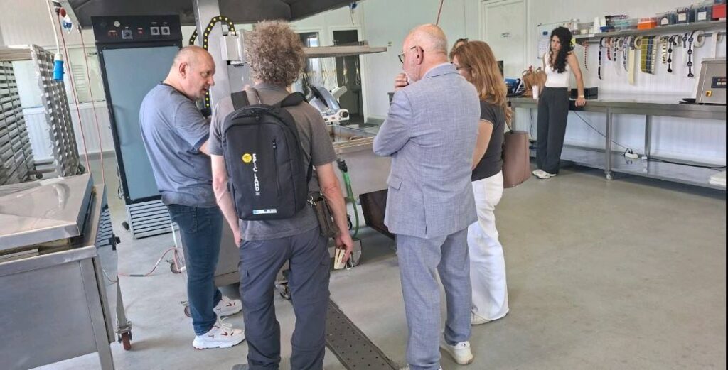 Ο διακεκριμένος Γερμανός δημοσιογράφος Sven Rahn της Die Welt, σε Μεσολόγγι - Αιτωλικό ΦΩΤΟ 40 Ο διακεκριμένος Γερμανός δημοσιογράφος Sven Rahn της Die Welt, σε Μεσολόγγι - Αιτωλικό ΦΩΤΟ