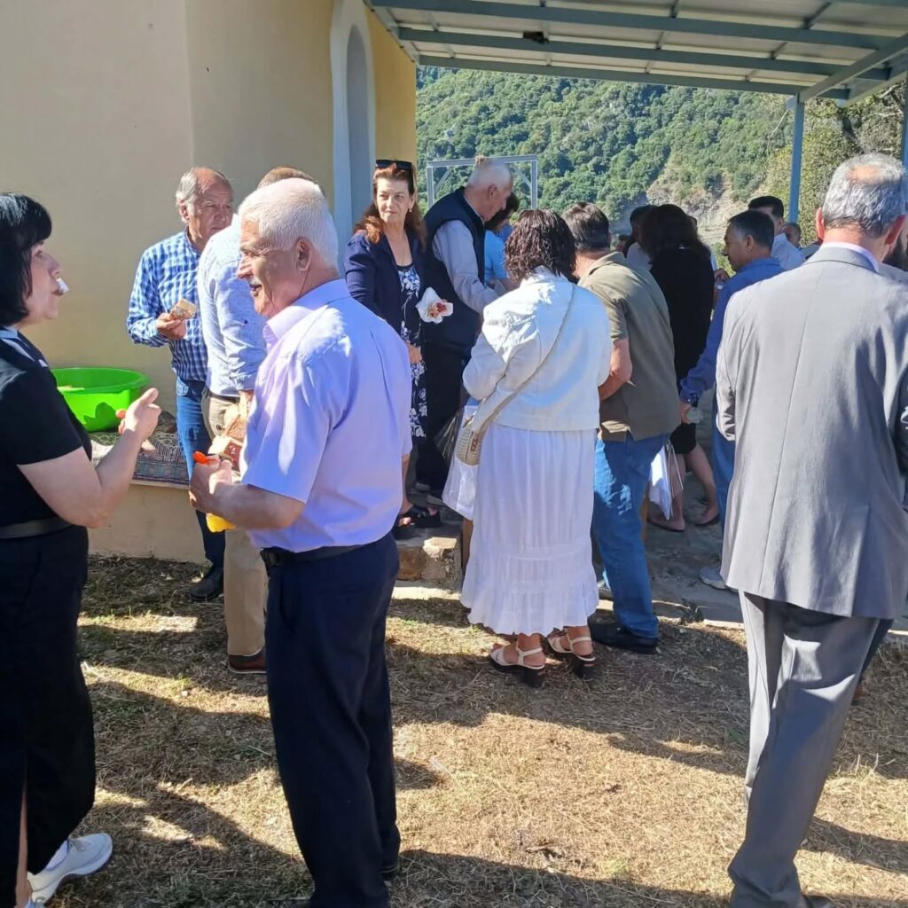Στην Αγία Τριάδα ο Σύλλογος των Απανταχού Καλουσιωτών ΦΩΤΟ ' 31 Στην Αγία Τριάδα ο Σύλλογος των Απανταχού Καλουσιωτών ΦΩΤΟ '