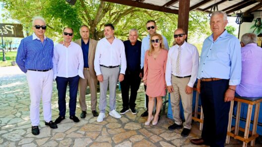 Η εορτή του Συνδέσμου Εργοληπτών Ηλεκτρολόγων Αιγίου ΦΩΤΟ 40 Η εορτή του Συνδέσμου Εργοληπτών Ηλεκτρολόγων Αιγίου ΦΩΤΟ