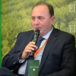 Το συνέδριο «Επί γης VI», «Η Κοινή Αγροτική Πολιτική και οι Προκλήσεις για τον Παραγωγό» 29 Το συνέδριο «Επί γης VI», «Η Κοινή Αγροτική Πολιτική και οι Προκλήσεις για τον Παραγωγό»