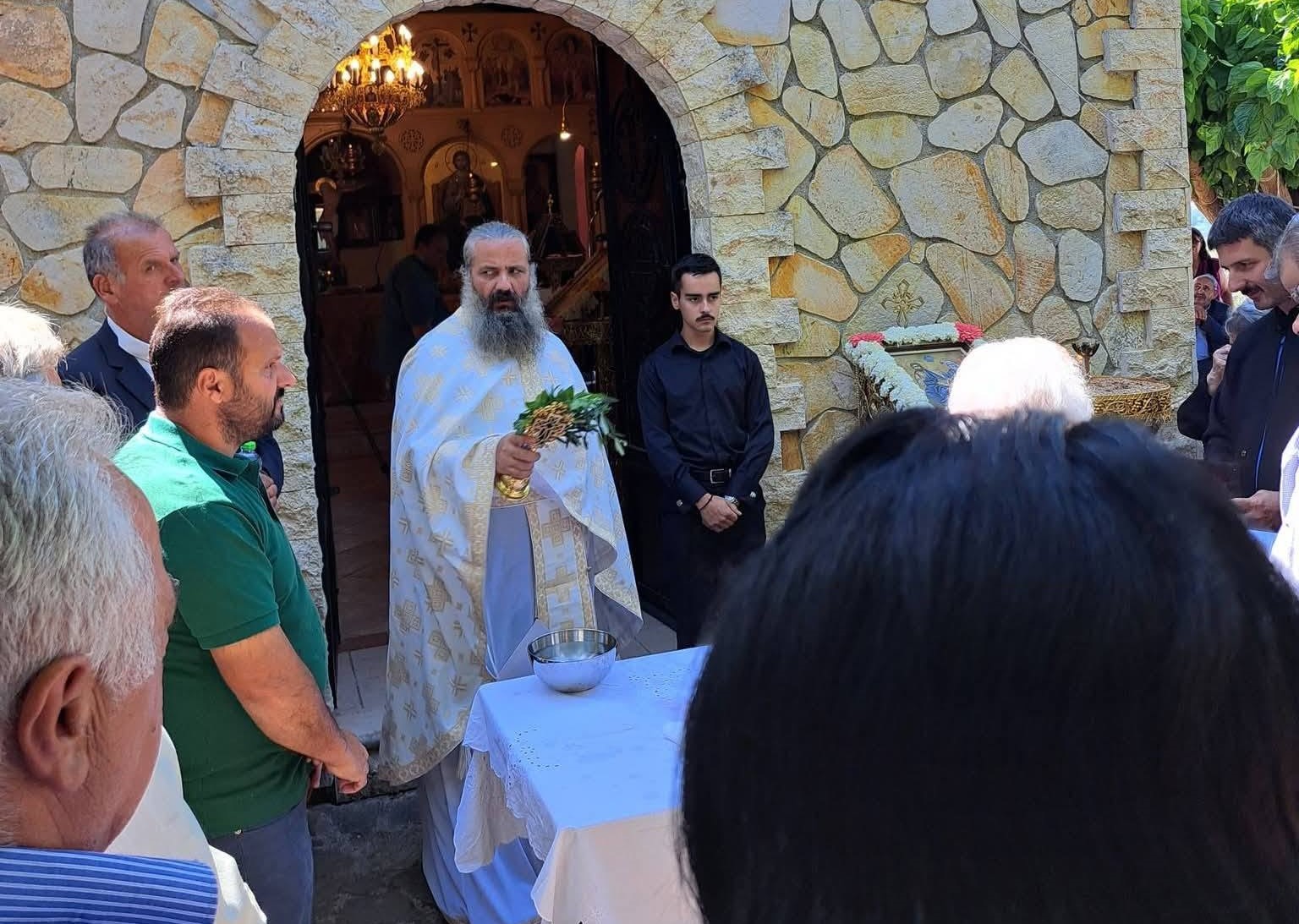 Προσκύνημα στο εκκλησάκι, στις Πόρτες Αχαΐας ΦΩΤΟ 4 Προσκύνημα στο εκκλησάκι, στις Πόρτες Αχαΐας ΦΩΤΟ