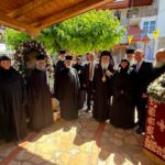 Στην Μονή Αγίας Τριάδος Ακράτας ο Μητροπολίτης Ιερώνυμος ΦΩΤΟ