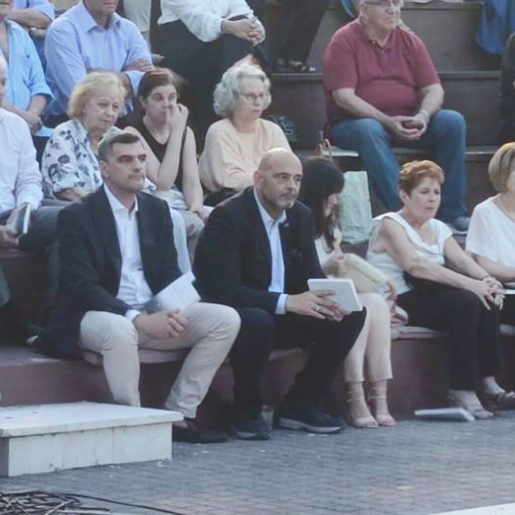Η παρουσίαση του βιβλίου του τ. δημάρχου Στάθη Θεοδωρακόπουλου «Το Αίγιο που χάνεται» ΦΩΤΟ 37 Η παρουσίαση του βιβλίου του τ. δημάρχου Στάθη Θεοδωρακόπουλου «Το Αίγιο που χάνεται» ΦΩΤΟ