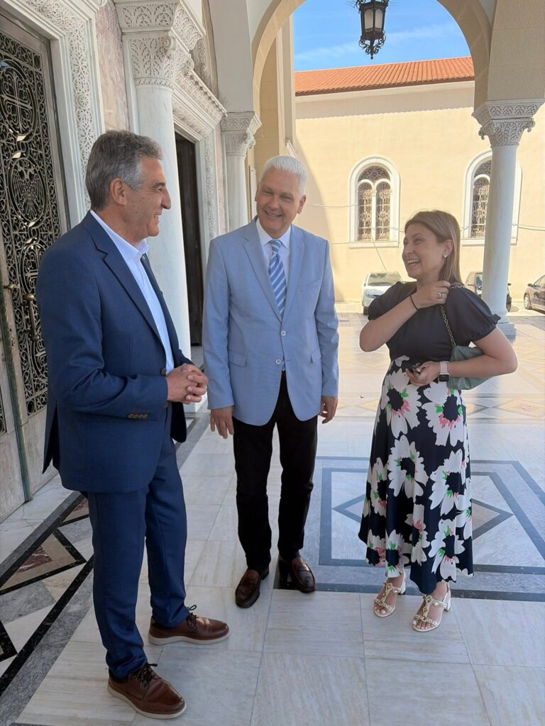 Γεμάτο Σαββατοκύριακο, με πολλές επισκέψεις και προσκλήσεις, για την Χριστίνα Αλεξοπούλου ΦΩΤΟ