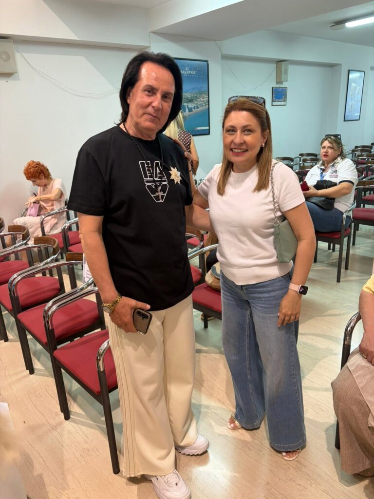 Γεμάτο Σαββατοκύριακο, με πολλές επισκέψεις και προσκλήσεις, για την Χριστίνα Αλεξοπούλου ΦΩΤΟ