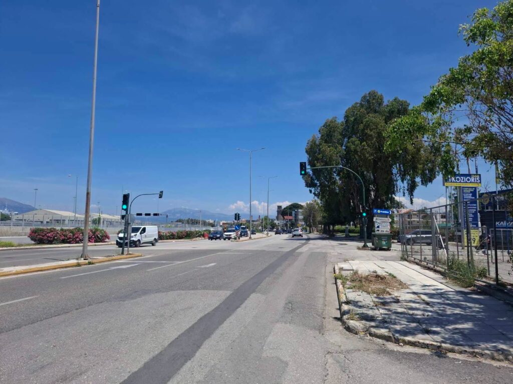 Πάτρα: Σύγχρονη σήμανση για ασφαλείς μετακινήσεις - Οι 8 «επικίνδυνοι» κόμβοι που αλλάζουν φανάρια ΦΩΤΟ 29 Πάτρα: Σύγχρονη σήμανση για ασφαλείς μετακινήσεις - Οι 8 «επικίνδυνοι» κόμβοι που αλλάζουν φανάρια ΦΩΤΟ