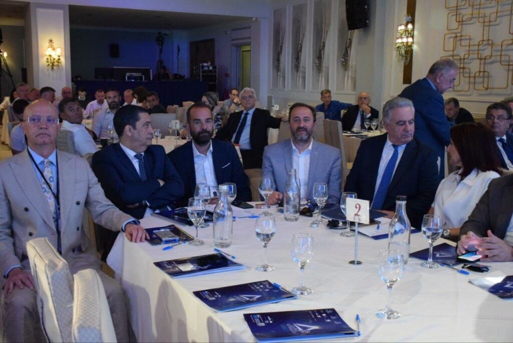 Ο περιφερειάρχης Νεκτάριος Φαρμάκης στο Συνέδριο «Δυτικά Επιχειρείν» στο Αγρίνιο ΦΩΤΟ 34 Ο περιφερειάρχης Νεκτάριος Φαρμάκης στο Συνέδριο «Δυτικά Επιχειρείν» στο Αγρίνιο ΦΩΤΟ