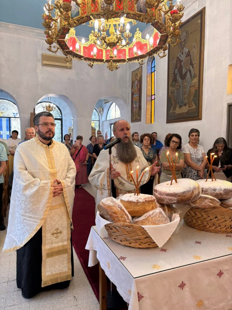 Με λαμπρότητα η Πανήγυρις του Ιερού Ναού Αγίων Πάντων Ροδινής Πατρών ΦΩΤΟ 35 Με λαμπρότητα η Πανήγυρις του Ιερού Ναού Αγίων Πάντων Ροδινής Πατρών ΦΩΤΟ