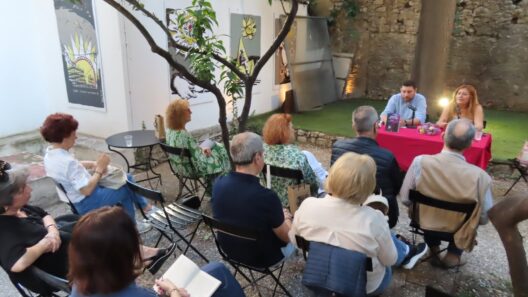 Η παρουσίαση του βιβλίου «Ταξιδεύοντας- Ο μαγικός κόσμος των άστρων και των ηλεκτρονίων» ΦΩΤΟ 42 Η παρουσίαση του βιβλίου «Ταξιδεύοντας- Ο μαγικός κόσμος των άστρων και των ηλεκτρονίων» ΦΩΤΟ