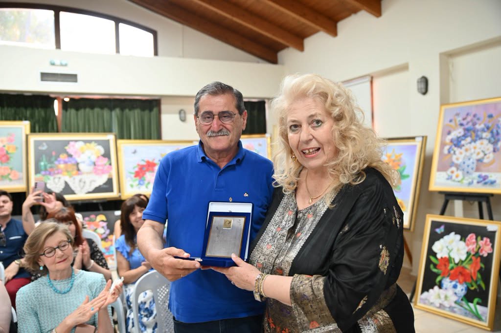 Τα εγκαίνια της έκθεσης της εικαστικού Ντίνας Κορφοξυλιώτη – Φουρφουρή, στην Ιχθυόσκαλα ΦΩΤΟ 34 Τα εγκαίνια της έκθεσης της εικαστικού Ντίνας Κορφοξυλιώτη – Φουρφουρή, στην Ιχθυόσκαλα ΦΩΤΟ