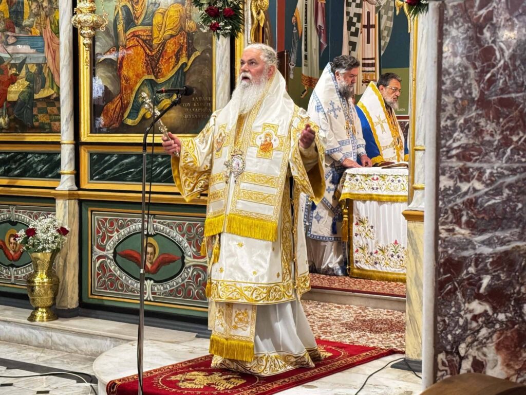 Ο Δημήτρης Παλούμπης στα ονομαστήρια του Μητροπολίτου Καλαβρύτων και Αιγιαλείας Ιερωνύμου ΦΩΤΟ 29 Ο Δημήτρης Παλούμπης στα ονομαστήρια του Μητροπολίτου Καλαβρύτων και Αιγιαλείας Ιερωνύμου ΦΩΤΟ