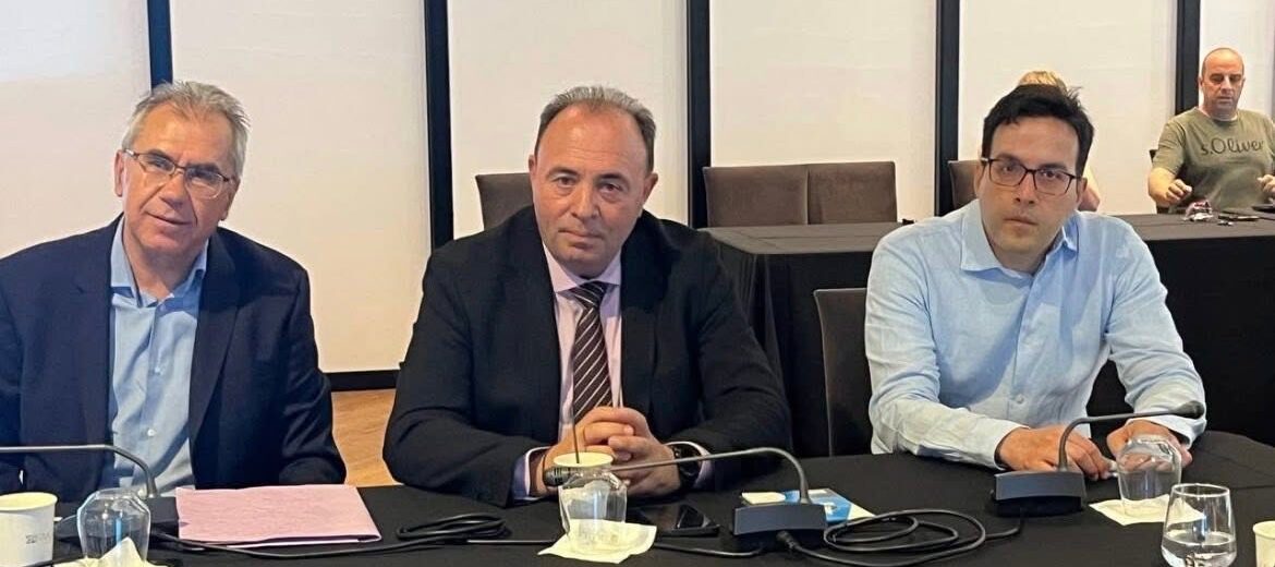 Ερύμανθος: Υποδομές και δημογραφικό κρίσιμες προτεραιότητες για το μέλλον λέει ο Θ.Μπαρής ΦΩΤΟ