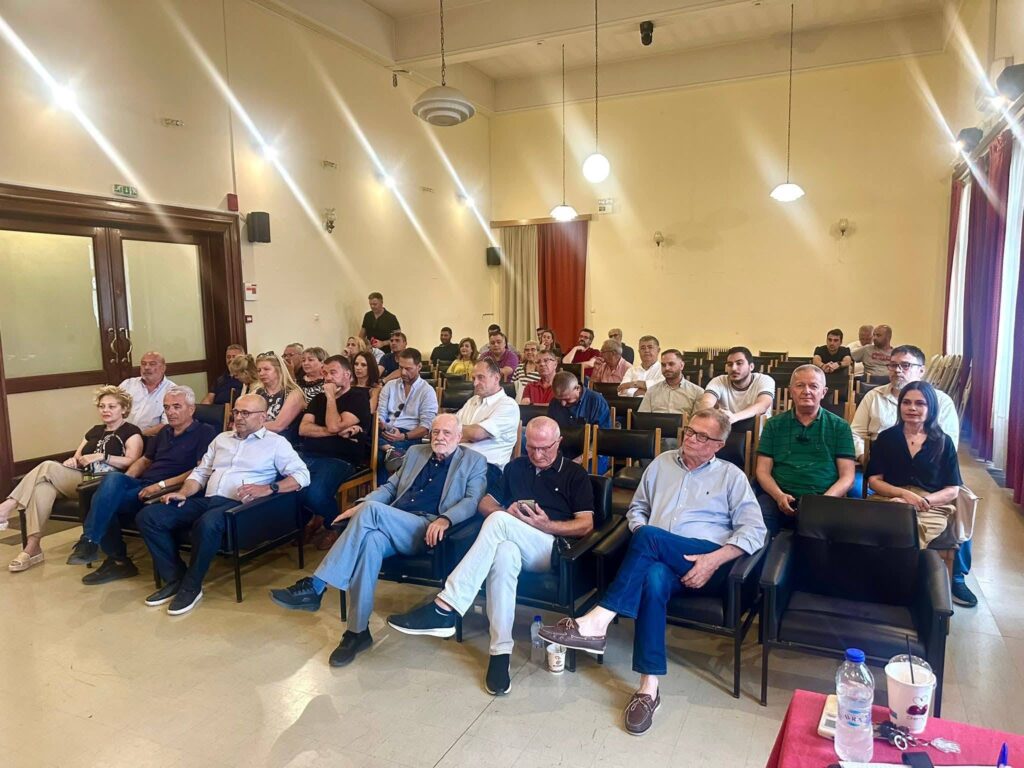 Πάτρα: Το ΠΑΣΟΚ σε εκλογική ετοιμότητα για «πολιτική αλλαγή» ΦΩΤΟ 31 Πάτρα: Το ΠΑΣΟΚ σε εκλογική ετοιμότητα για «πολιτική αλλαγή» ΦΩΤΟ