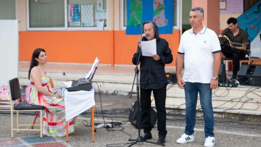 Αφιέρωμα στο Διονύση Σαββόπουλο στο Δημοτικό Αβύθου ΦΩΤΟ 37 Αφιέρωμα στο Διονύση Σαββόπουλο στο Δημοτικό Αβύθου ΦΩΤΟ
