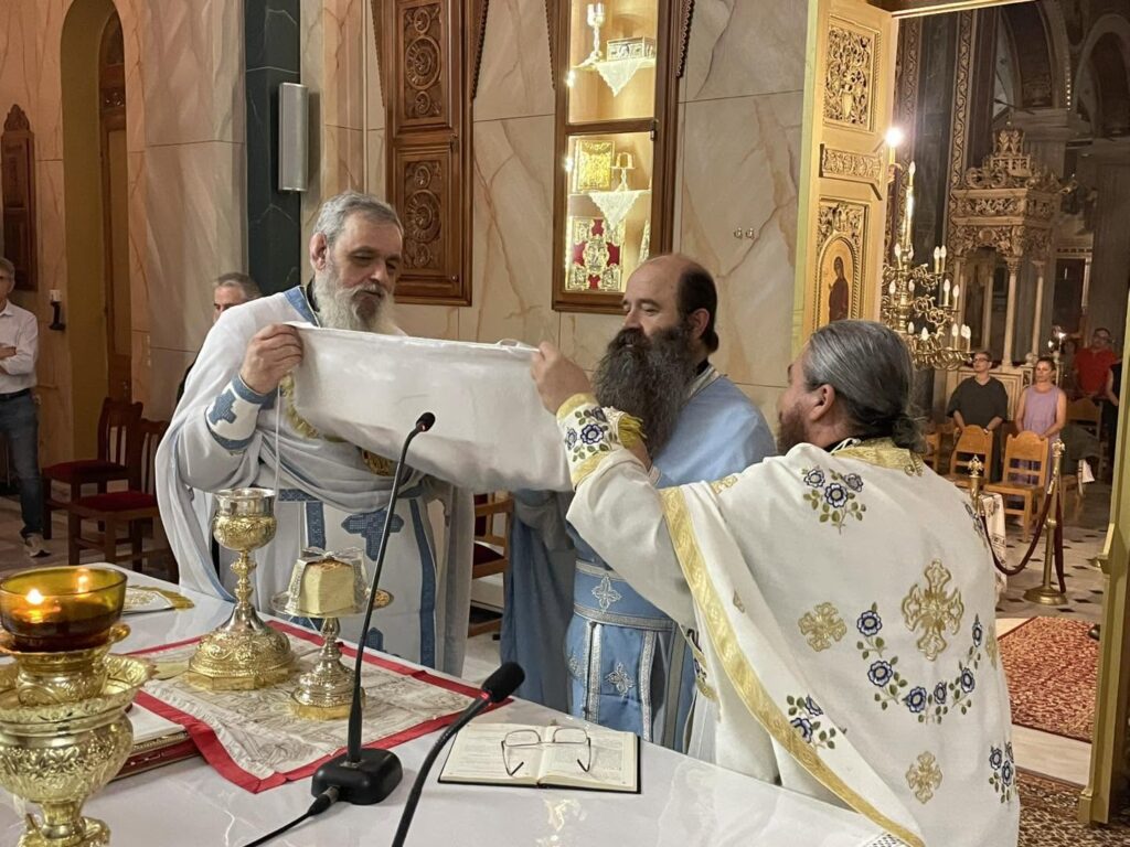 Ιερά αγρυπνία του Οσίου Ονουφρίου του Αιγυπτίου, στον Αγιο Δημήτριο Πατρών ΦΩΤΟ 41 Ιερά αγρυπνία του Οσίου Ονουφρίου του Αιγυπτίου, στον Αγιο Δημήτριο Πατρών ΦΩΤΟ