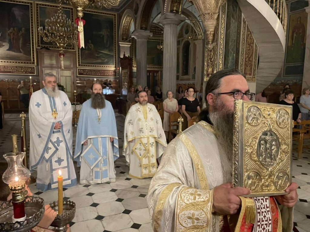 Ιερά αγρυπνία του Οσίου Ονουφρίου του Αιγυπτίου, στον Αγιο Δημήτριο Πατρών ΦΩΤΟ 42 Ιερά αγρυπνία του Οσίου Ονουφρίου του Αιγυπτίου, στον Αγιο Δημήτριο Πατρών ΦΩΤΟ