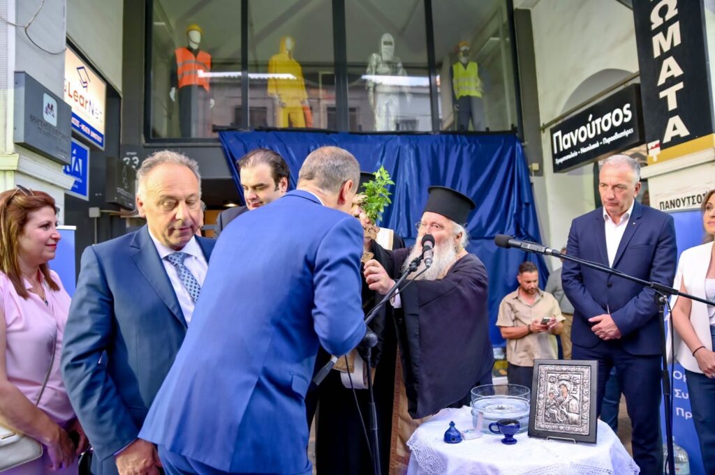 Πολλά κλικ από τα εγκαίναι των νέων Γραφείων της ΔΕΕΠ Αχαΐας της Νέας Δημοκρατίας ΦΩΤΟ 32 Πολλά κλικ από τα εγκαίναι των νέων Γραφείων της ΔΕΕΠ Αχαΐας της Νέας Δημοκρατίας ΦΩΤΟ