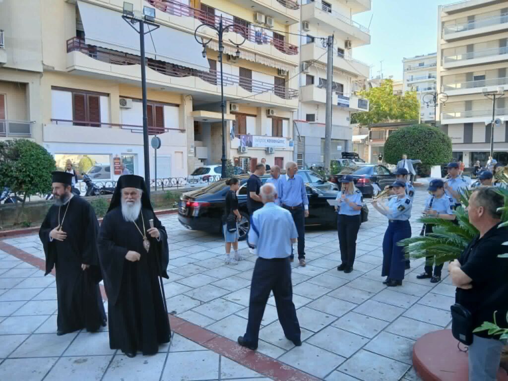 Εορτάζει τα ονομαστήριά του, σήμερα, ο Μητροπολίτης Ιερώνυμος, παρουσία πολλών Ιεραρχών, στο Αίγιο ΦΩΤΟ 31 Εορτάζει τα ονομαστήριά του, σήμερα, ο Μητροπολίτης Ιερώνυμος, παρουσία πολλών Ιεραρχών, στο Αίγιο ΦΩΤΟ