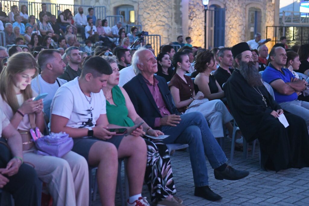 Διήμερο αφιερωμένο στην παράδοση, τη μνήμη, με χορό στην Πάτρα ΦΩΤΟ 33 Διήμερο αφιερωμένο στην παράδοση, τη μνήμη, με χορό στην Πάτρα ΦΩΤΟ